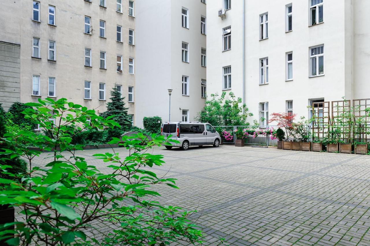 Lumina Lux Apart With A Balcony Near Palace Of Culture And Science Varşovia Exterior foto